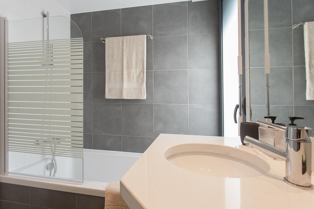 Bairrus Lisbon Apartments - Mello Apartment *