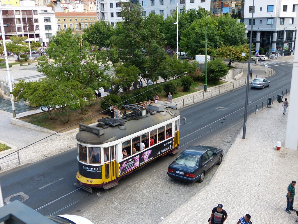 Bairrus Lisbon Apartments - Mello *